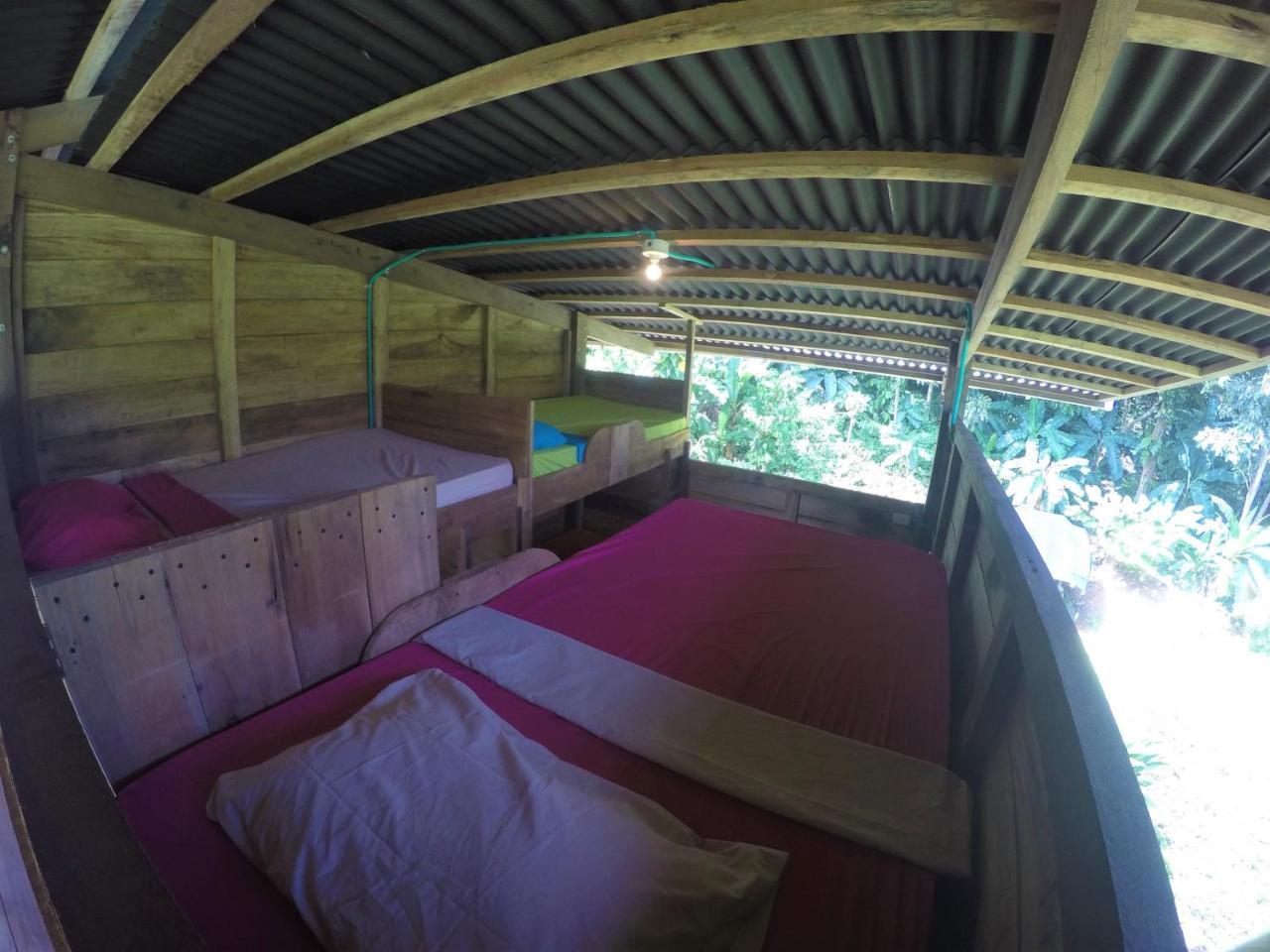 The Pelican House Hostel Эль-Валье Экстерьер фото