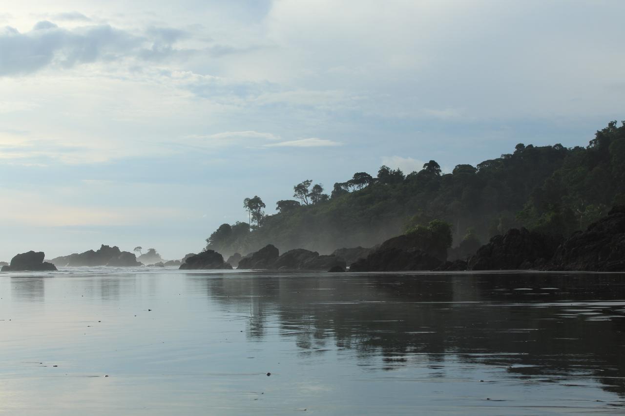 The Pelican House Hostel Эль-Валье Экстерьер фото
