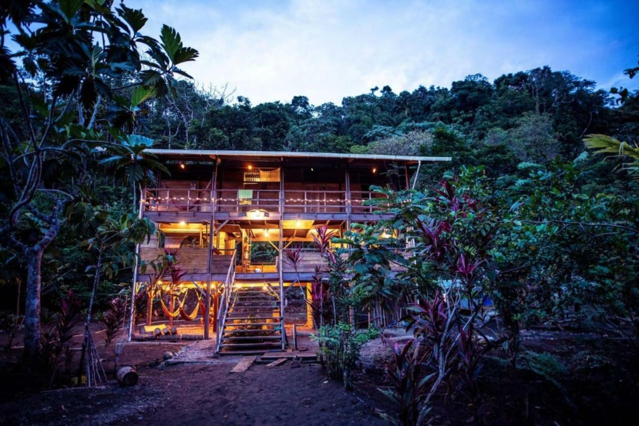 The Pelican House Hostel Эль-Валье Экстерьер фото